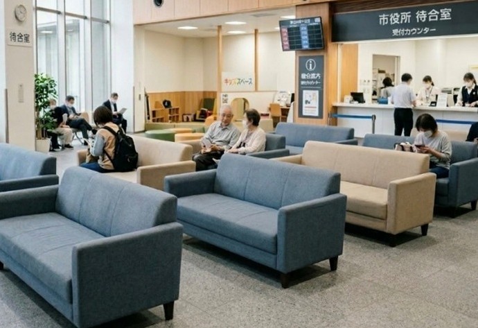 猛暑でも快適に座れる？熱くなりにくい合成皮革を開発！！